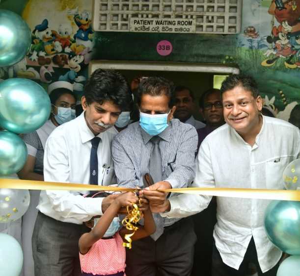 L-R Prof. Sharman Rajeendranath (Consultant Paediatric Gastroenterologist), Dr. G Wijesooriya (Director - LRH), Mr. Dilith Jayaweera (Group Chairman – George Steuart & Co.) (LBN Fill)