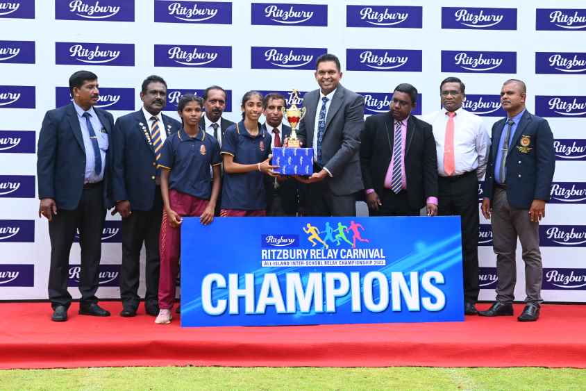 Overall Women's Champions- Wala A.Ratnayake Central College (LBN)