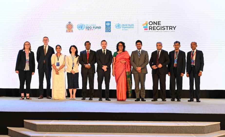 Hon PM together with key partners of the OneRegistry initiative (LBN)