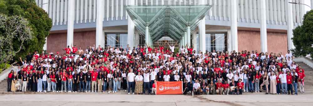 Image 1- Intrepid team in Sri Lanka (1) (LBN)