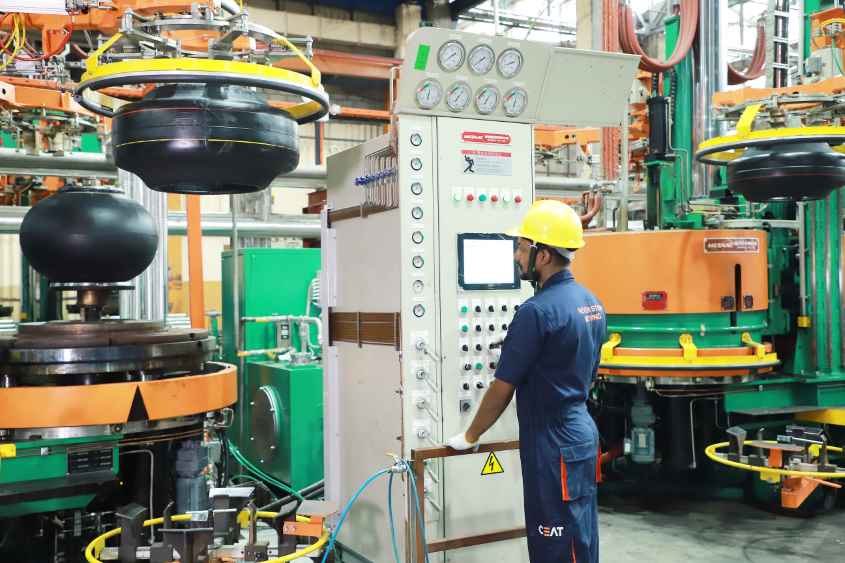 CEAT-plant-Kelaniya-LBN.jpg