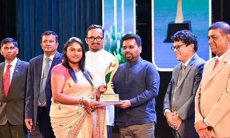 1-BV-Lanka-Gold-Award-LBN.jpeg