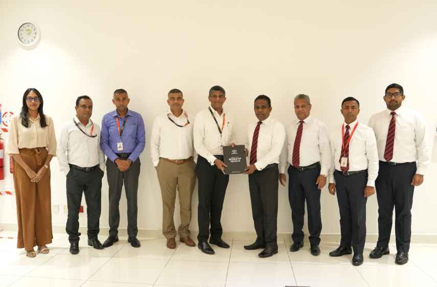 Janashakthi-Finance-and-Toyota-Lanka-launch-strategic-vehicle-leasing-partnership-Sinhala-LBN.jpg
