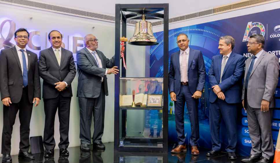 DFCC-Bank-Rings-Bell-at-CSE-to-Mark-the-Launch-of-Sri-Lankas-First-Basel-III-Compliant-GSS-Bond-LBN.jpg