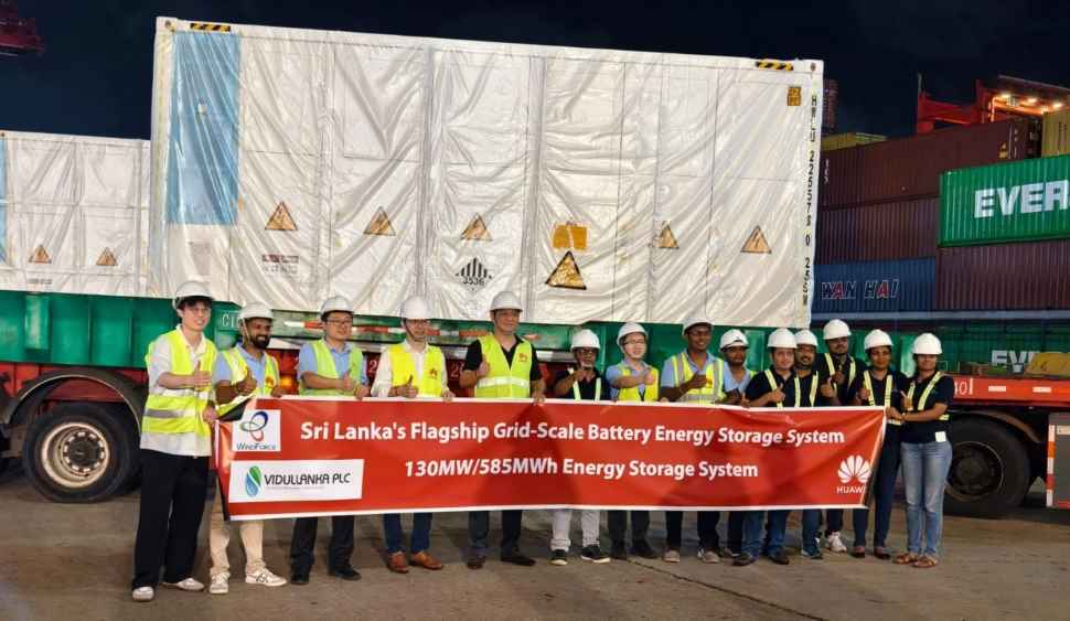 Image 01 - Representatives of Huawei, Windforce and Vidullanka were present at the Colombo Port to receive the first shipment of equipment for Sri Lanka's flagship Grid-S (LBN)