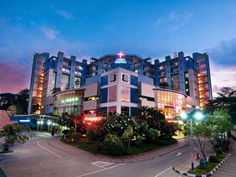 Lanka Hospitals Surgical Exellence - Pr Pic #2 (LBN)