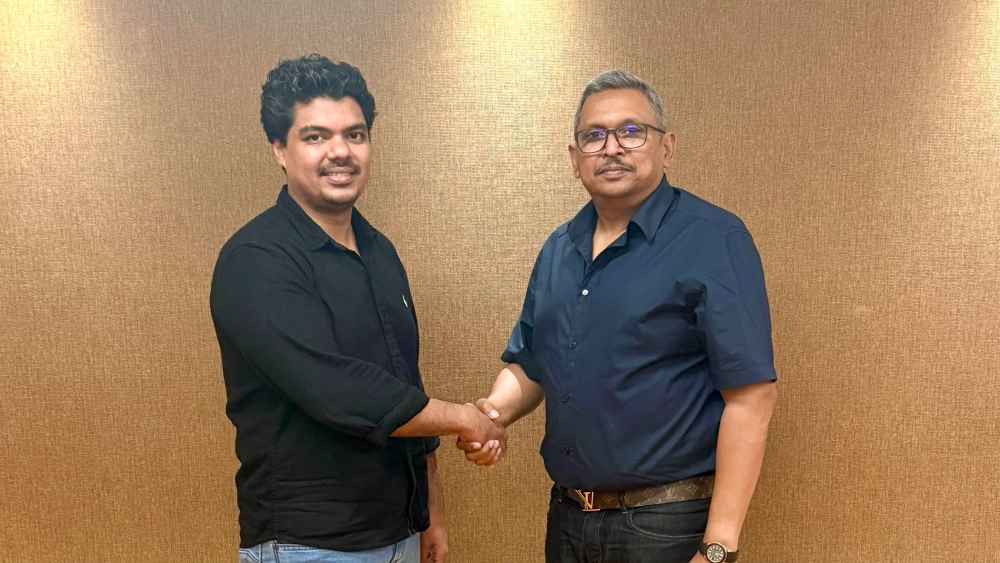 1- Thanzyl Thajudeen and Ranga Goonawardena (LBN)